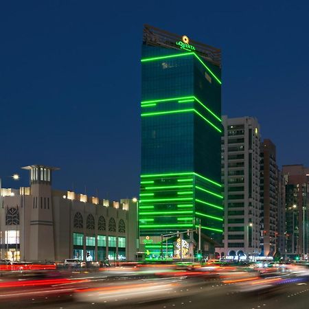 Отель La Quinta By Wyndham Abu Dhabi Al Wahda Экстерьер фото