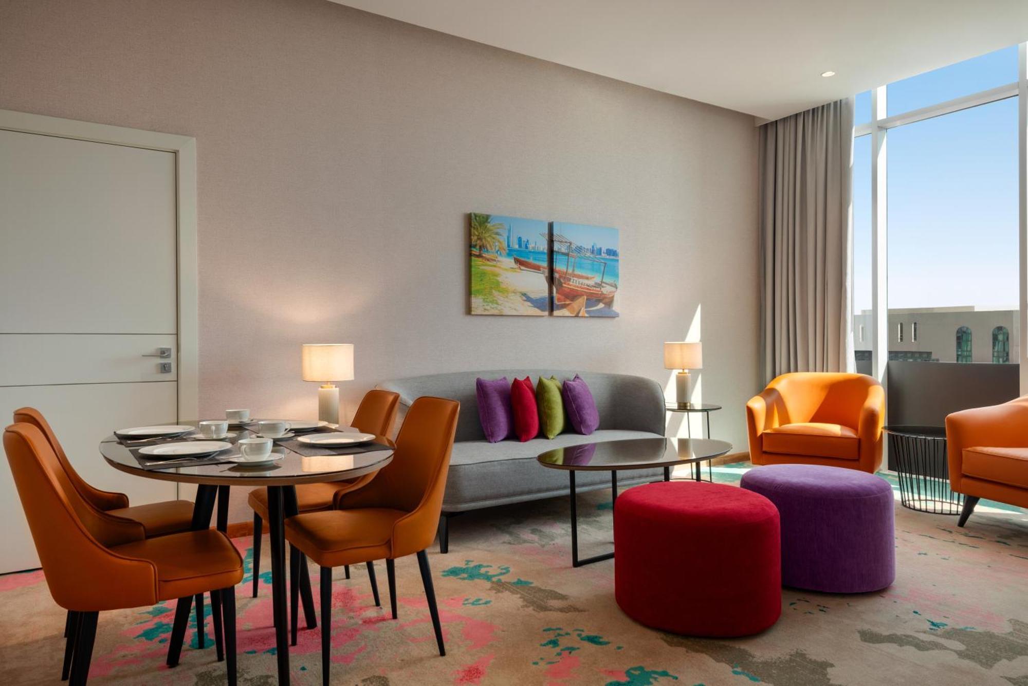 Отель La Quinta By Wyndham Abu Dhabi Al Wahda Экстерьер фото
