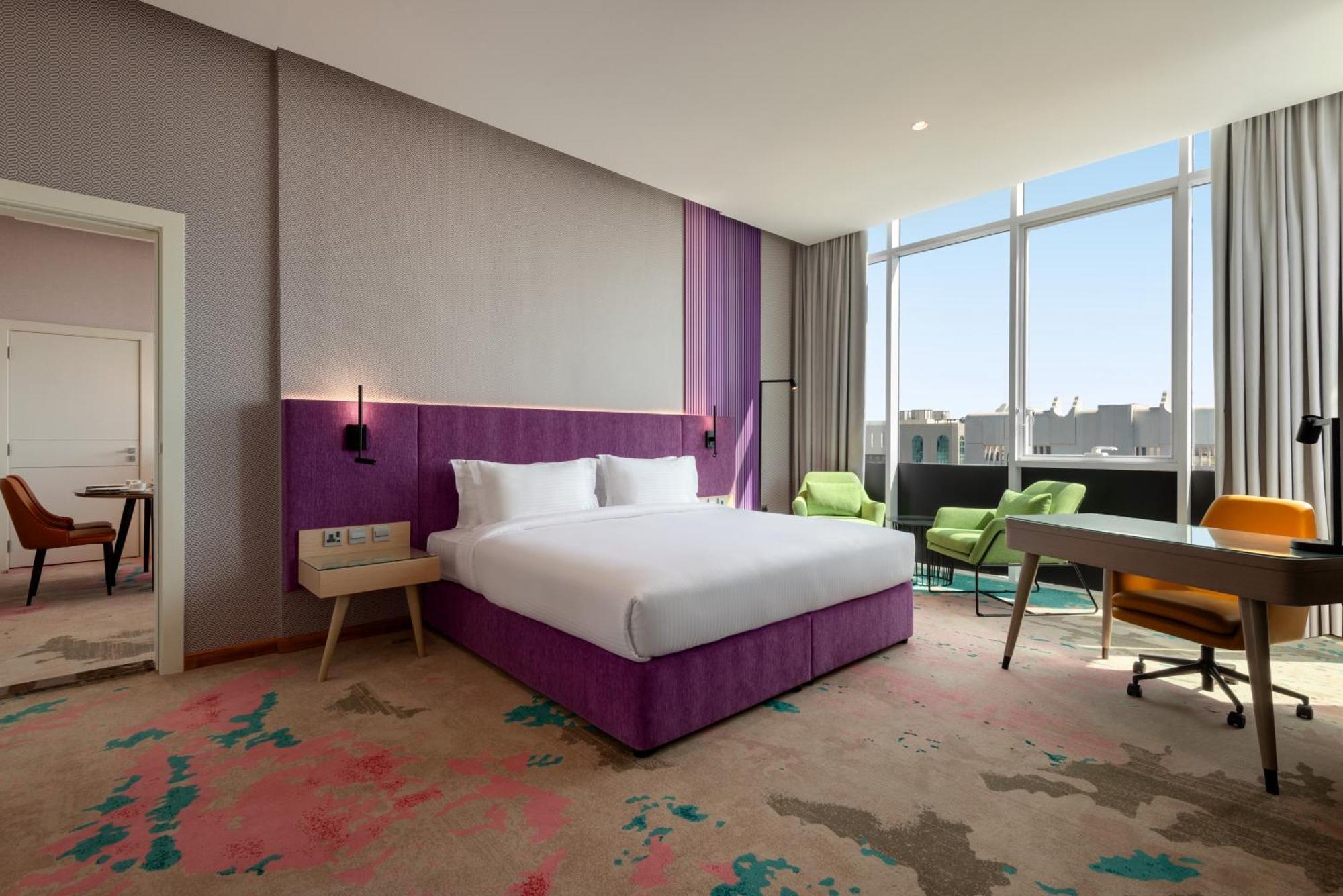 Отель La Quinta By Wyndham Abu Dhabi Al Wahda Экстерьер фото